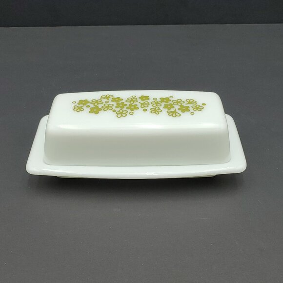Pyrex Spring Blossom Crazy Daisy Covered Butter Dish Corning Butter Plate & Lid - Picture 2 of 6